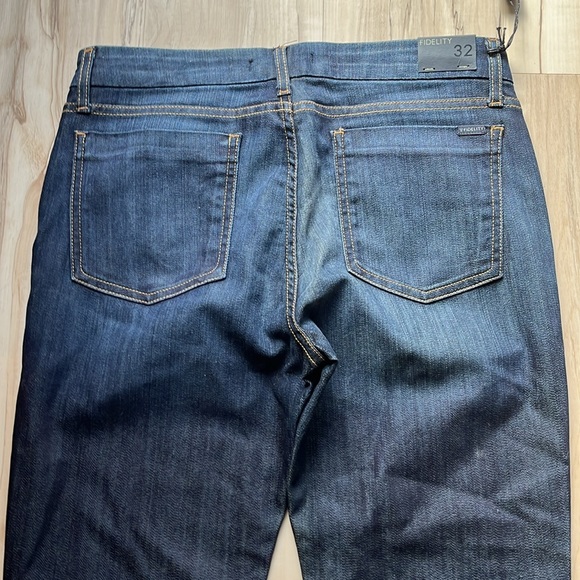 Fidelity Rev Mid Rise Straight leg dark Jeans 32x34 - Picture 4 of 4